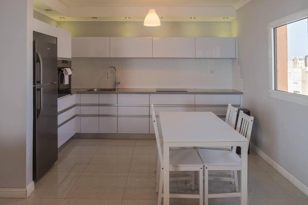 Royal Aparatment On The Sea , Blvd Nitza 34 Netanya Luaran gambar