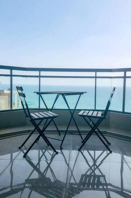 Royal Aparatment On The Sea , Blvd Nitza 34 Netanya Luaran gambar
